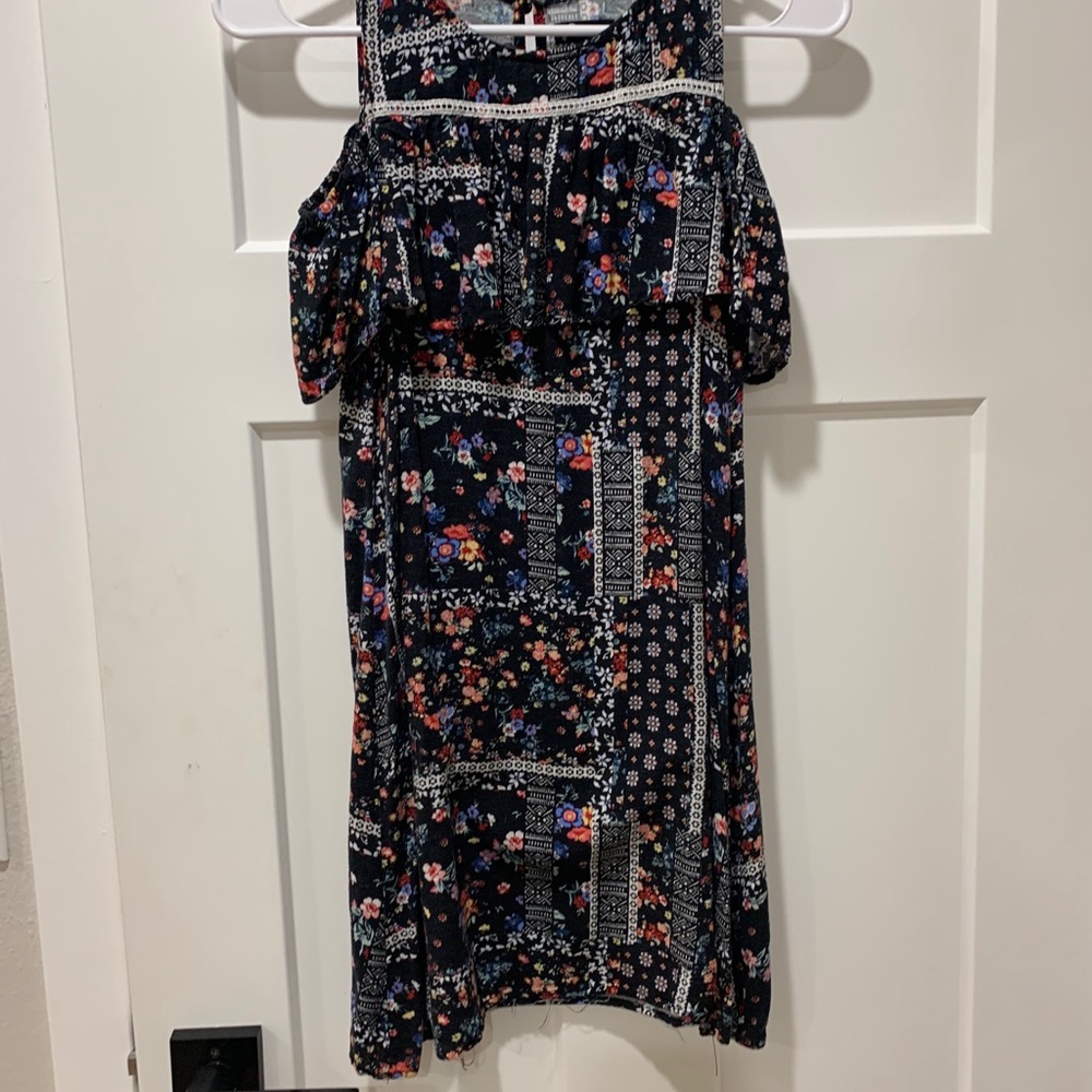 Art class brand black with flowers dress